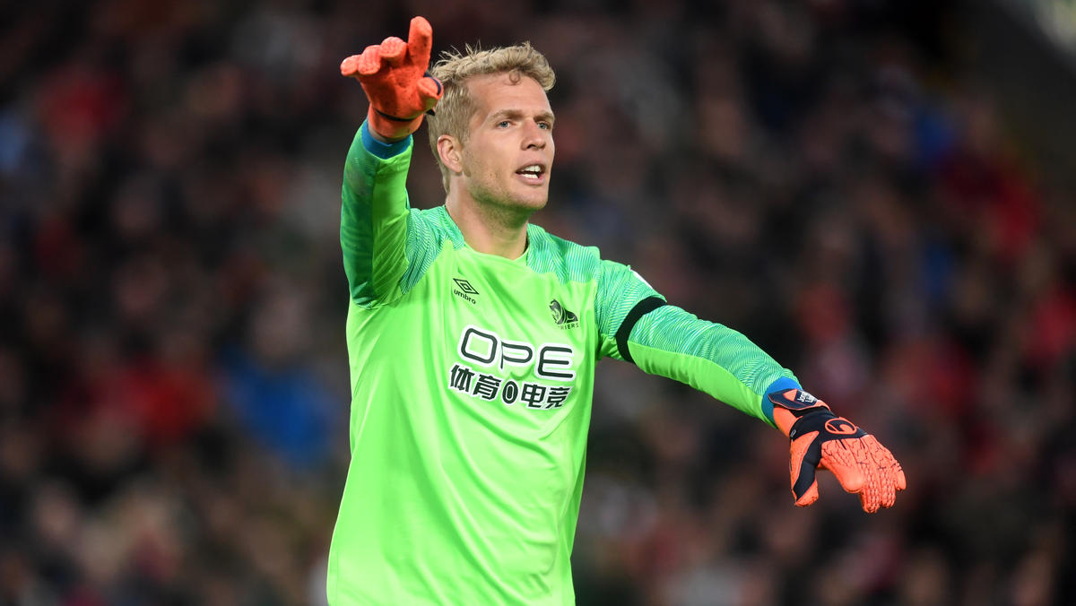Jonas Lössl soll das Interesse des FC Schalke 04 geweckt haben