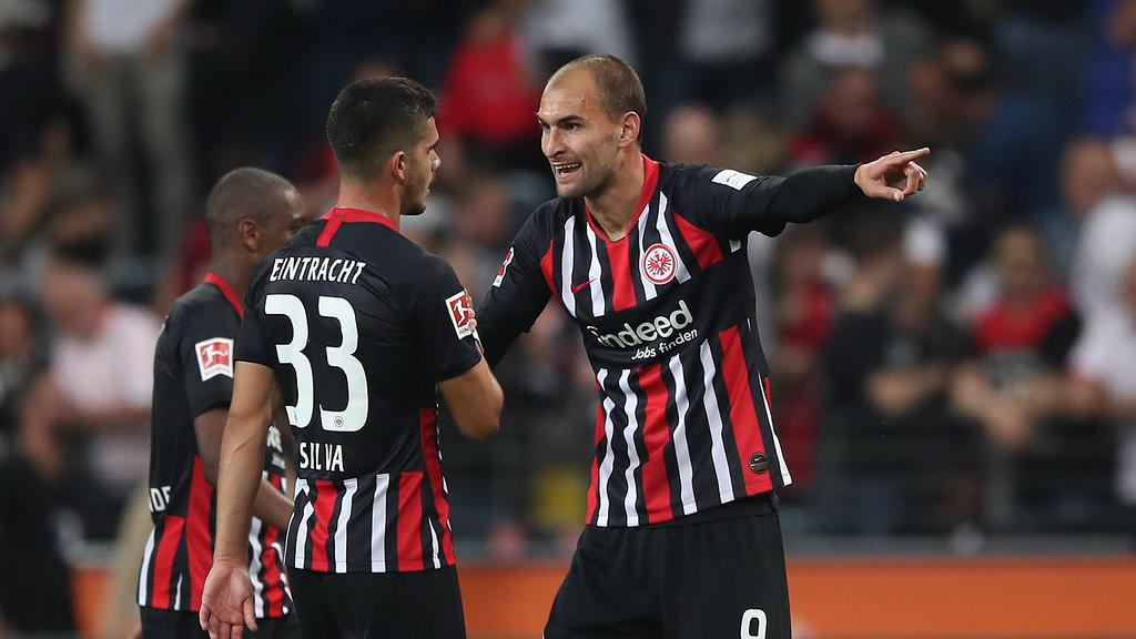 Teil des Sturmproblems von Eintracht Frankfurt: André Silva (l.) und Bas Dost