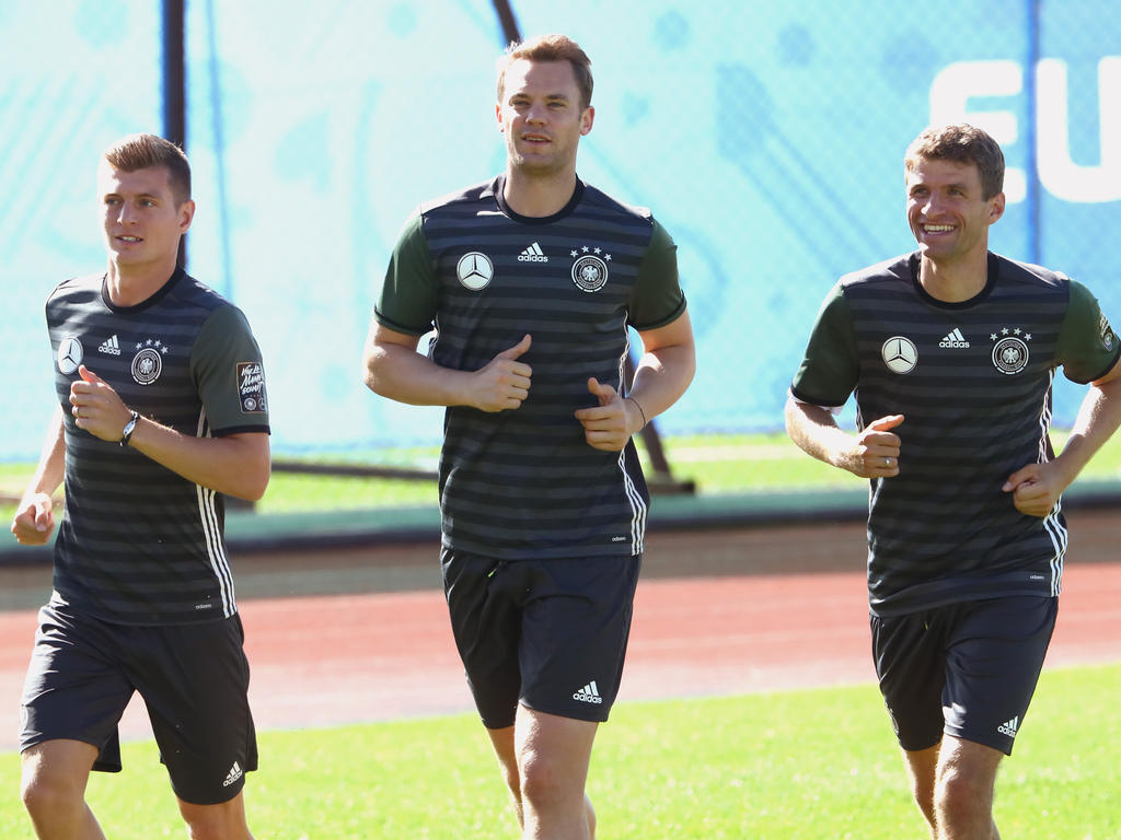 Toni Kroos, Manuel Neuer und Thomas Müller stehen auf der Nominierungsliste