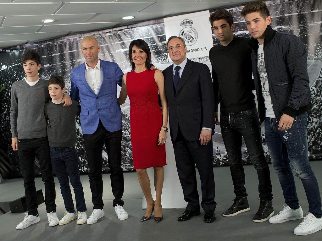 Los hijos Theo y Elyaz Zidane son dos de los afectados por la sanción. (Foto: Getty)