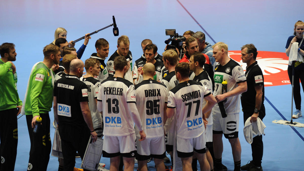 Die deutsche Handball-Nationalmannschaft braucht dringend einen Sieg Die deutsche Handball-Nationalmannschaft braucht dringend einen Sieg