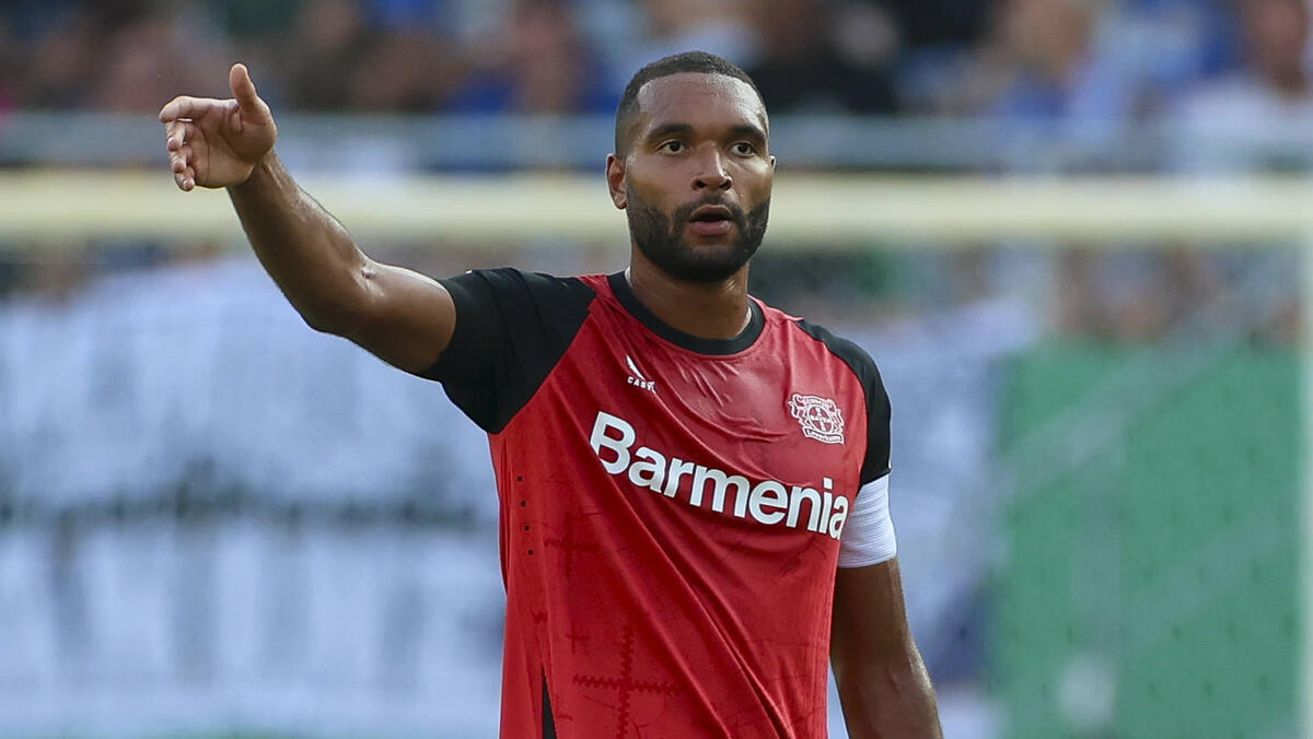 Bayer thay Bayern: Jonathan Tah ở lại Leverkusen