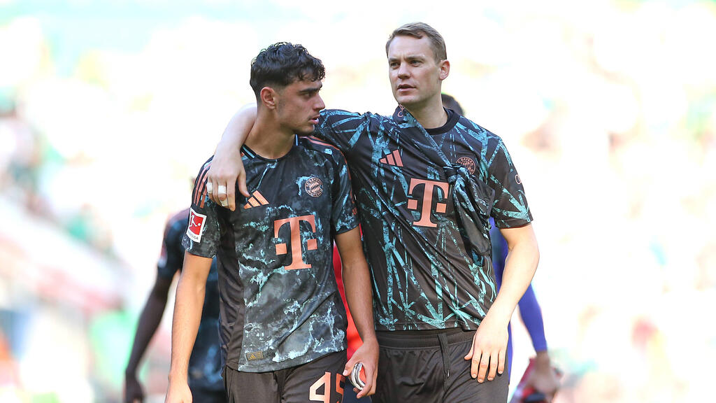 Pavlovic (li.) und Neuer (re.) sollen dem FC Bayern bald wieder zur Verfügung stehen Pavlovic (li.) und Neuer (re.) sollen dem FC Bayern bald wieder zur Verfügung stehen