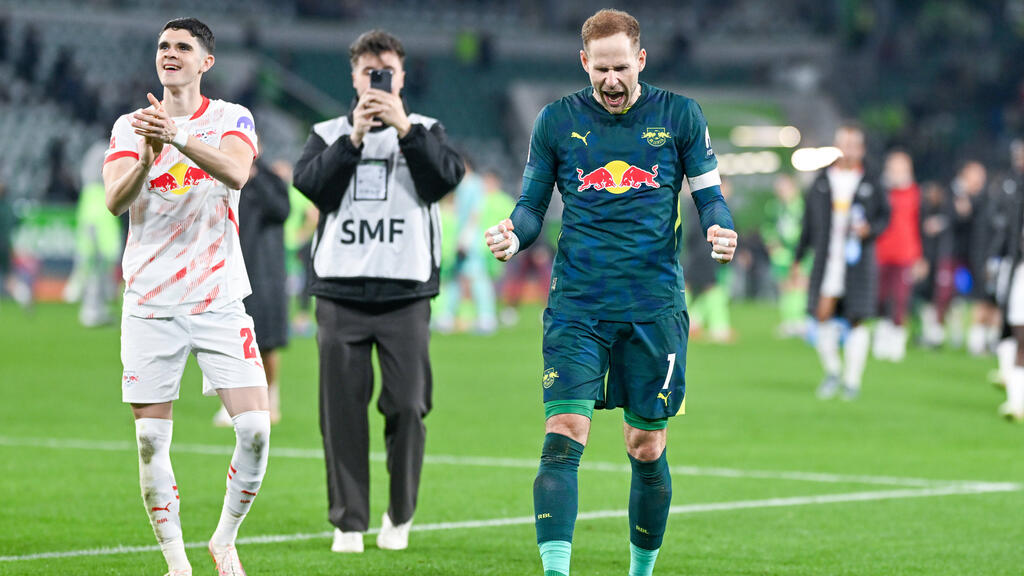 Peter Gulacsi rettete Leipzig mit seinen Paraden den Sieg in Wolfsburg Peter Gulacsi rettete Leipzig mit seinen Paraden den Sieg in Wolfsburg