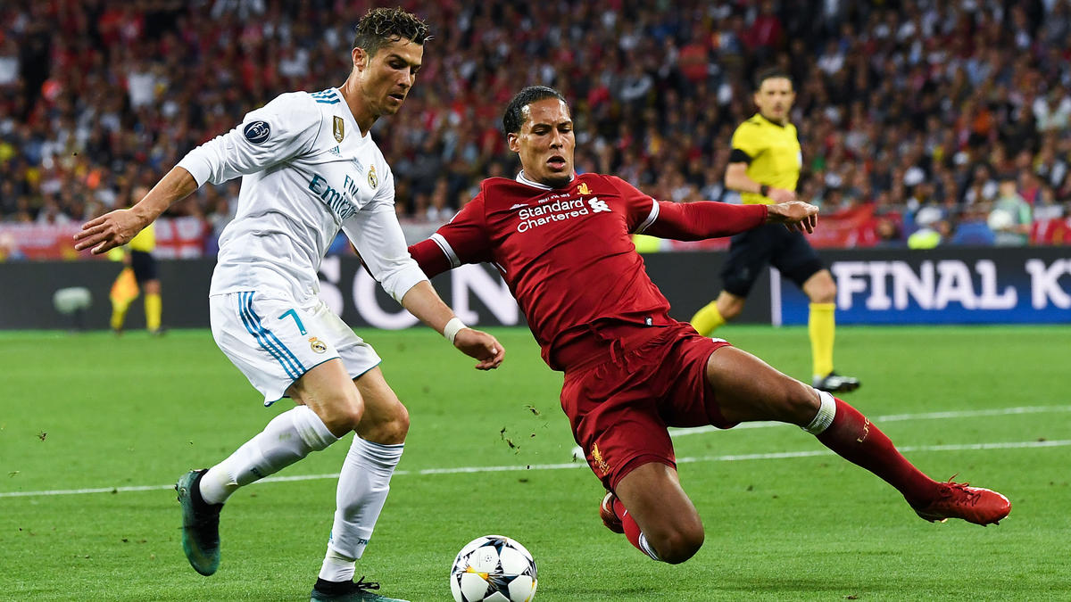 Im Champions-League-Finale 2017 siegte Ronaldo mit Real gegen van Dijks Liverpool Im Champions-League-Finale 2017 siegte Ronaldo mit Real gegen van Dijks Liverpool