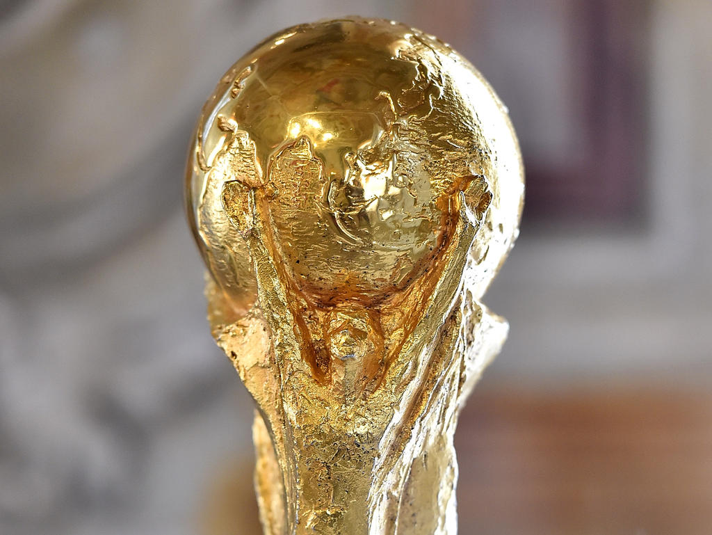 Detalle del trofeo que acredita como vencedor de la Copa del Mundo. (Foto: Getty)