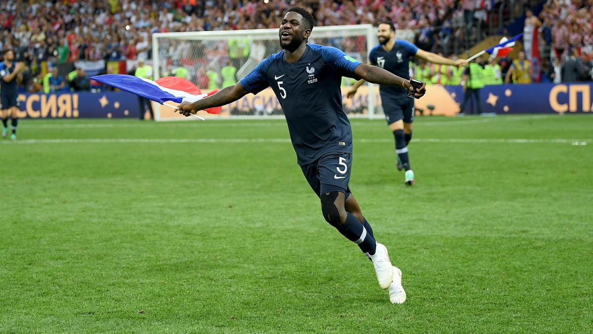 Bemüht sich der FC Bayern um Samuel Umtiti? Bemüht sich der FC Bayern um Samuel Umtiti?