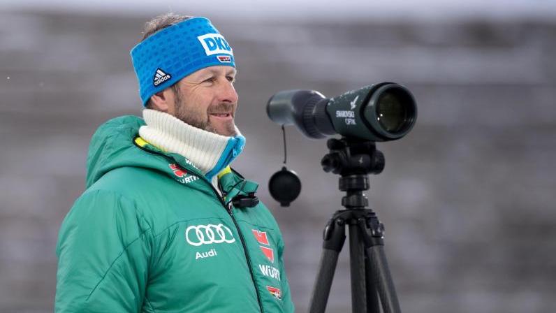 Kritisiert das ausgedehnte Programm zum Weltcup-Start: Bundestrainer Mark Kirchner Kritisiert das ausgedehnte Programm zum Weltcup-Start: Bundestrainer Mark Kirchner