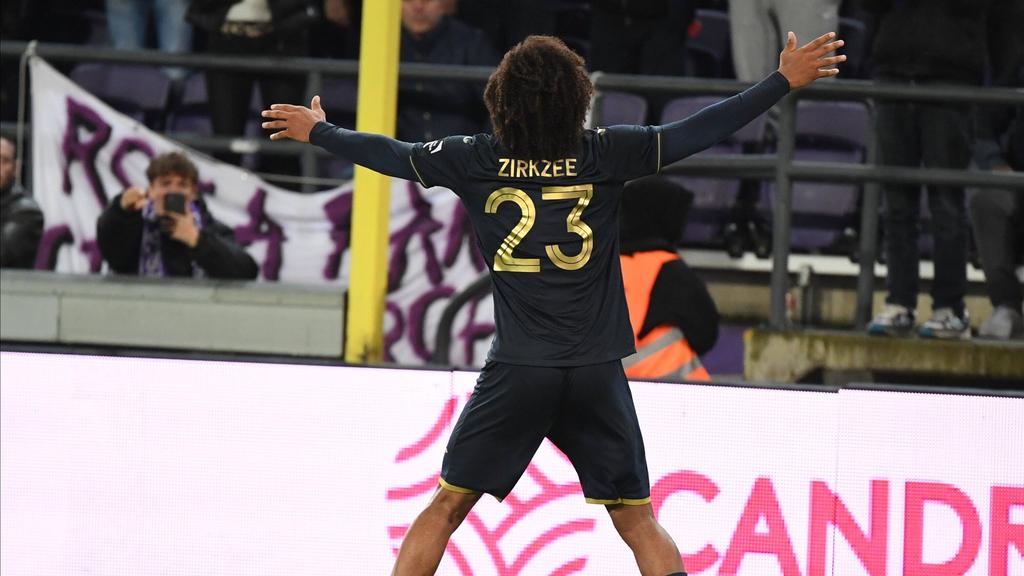 Bekommt Joshua Zirkzee eine neue Chance beim FC Bayern? Bekommt Joshua Zirkzee eine neue Chance beim FC Bayern?