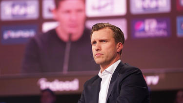 Eintracht-Sportvorstand Markus Krösche würde mit Trainer Oliver Glasner auch ohne Vertragsverlängerung in die neue Saison gehen