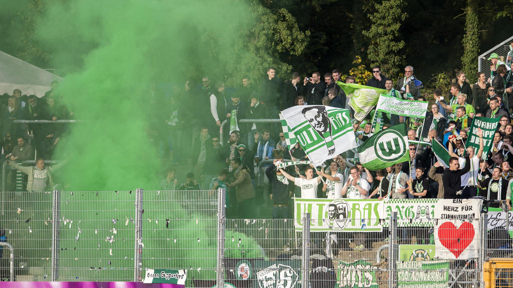 Die Fans des VfL Wolfsburg bescherten ihrem Klub eine DFB-Rechnung