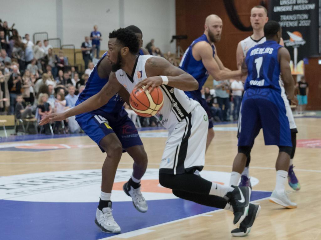 Kruize Pinkins spielt ab kommender Saison beim Mitteldeutschen BC Kruize Pinkins spielt ab kommender Saison beim Mitteldeutschen BC