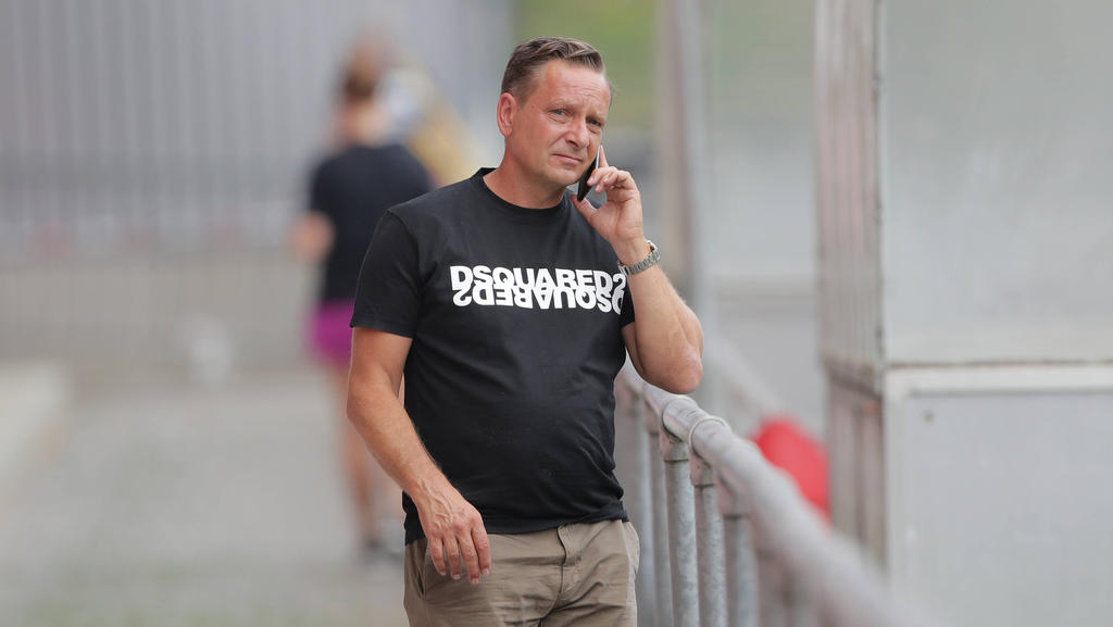 Horst Heldt regelt die Transfergeschäfte beim 1. FC Köln