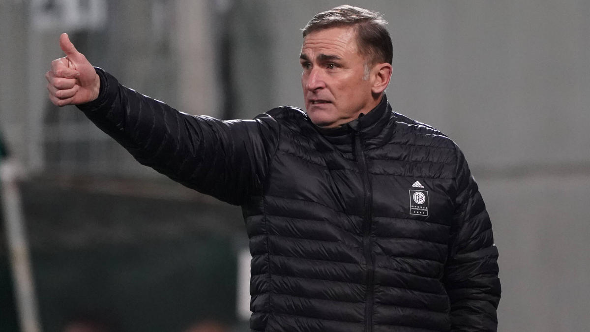 Stefan Kuntz erinnert sich an Fritz Walter Stefan Kuntz erinnert sich an Fritz Walter