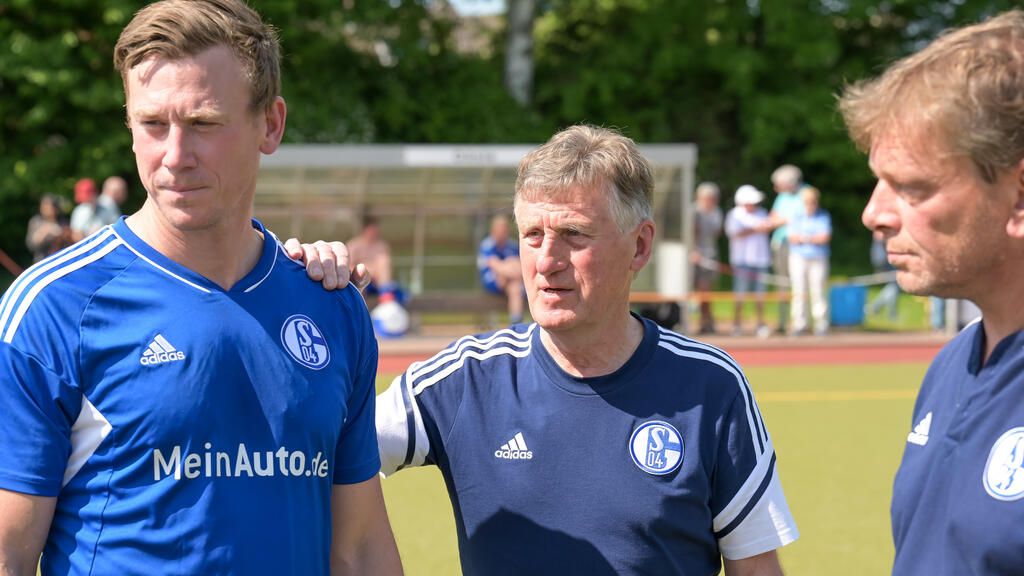 Klaus Fichtel sieht Schalke 04 weiter im Abwärtsstrudel Klaus Fichtel sieht Schalke 04 weiter im Abwärtsstrudel