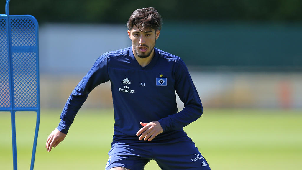 Berkay Özcan wechselte im Winter vom VfB Stuttgart zum HSV Berkay Özcan wechselte im Winter vom VfB Stuttgart zum HSV