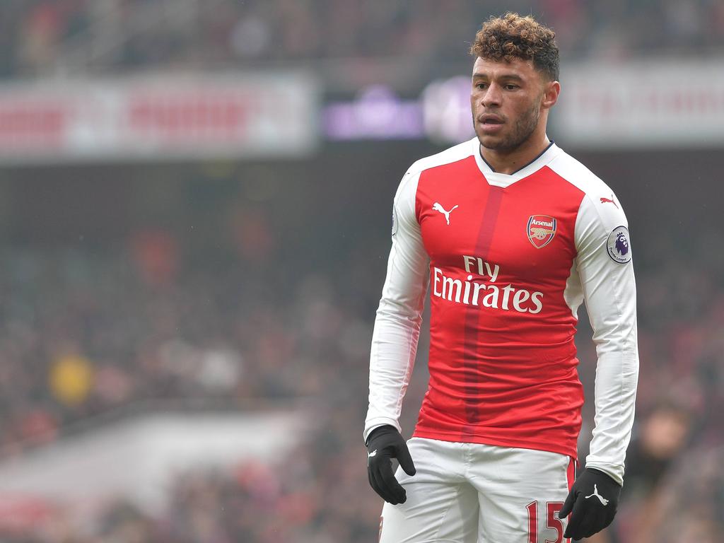 Arsène Wenger contaba con Oxlaide-Chamberlain en su once titular. (Foto: Getty)