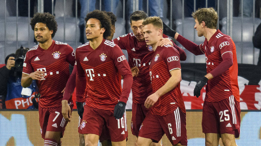 Serge Gnabry (l.) will wohl zu den Top-Verdienern des FC Bayern aufsteigen Serge Gnabry (l.) will wohl zu den Top-Verdienern des FC Bayern aufsteigen