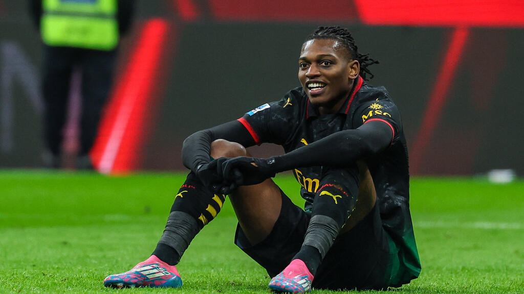 Rafael Leao wurde angeblich dem FC Bayern offeriert Rafael Leao wurde angeblich dem FC Bayern offeriert