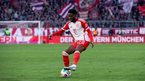 Alphonso Davies vẫn có thể rời FC Bayern