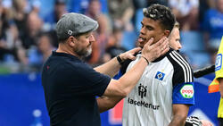 HSV-Coach Steffen Baumgart (l.) mit Ransford Königsdörffer