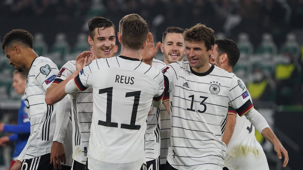 Marco Reus (l.) und Thomas Müller prägten lange die Geschicke des BVB bzw. des FC Bayern Marco Reus (l.) und Thomas Müller prägten lange die Geschicke des BVB bzw. des FC Bayern