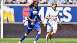 Jordan Torunarigha (l.) könnte zurück in die Bundesliga wechseln