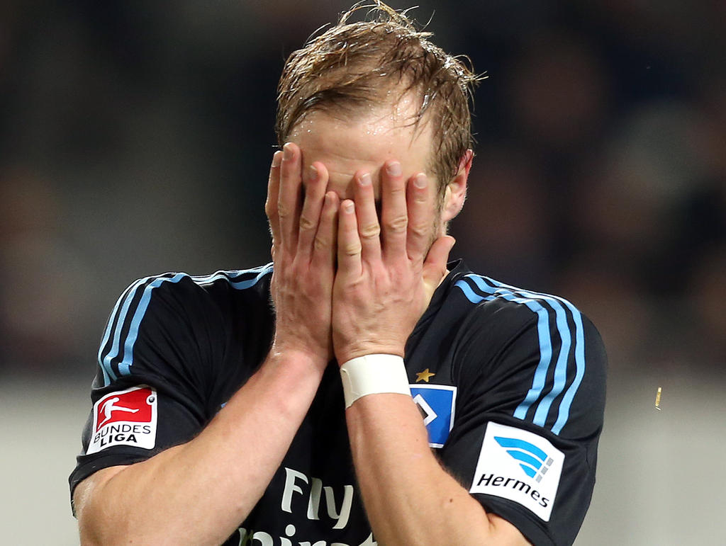 Saison-Aus: Hamburgs Maximilian Beister hat sich im Trainingslager das Kreuzband gerissen Saison-Aus: Hamburgs Maximilian Beister hat sich im Trainingslager das Kreuzband gerissen