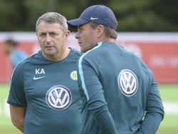 Klaus Allofs (l.) möchte den VfL gern schnell wieder in die Erfolgsspur zurückführen