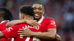 Jadon Sancho und Anthony Martial bejubeln den Treffer zum 2:0 für Manchester United