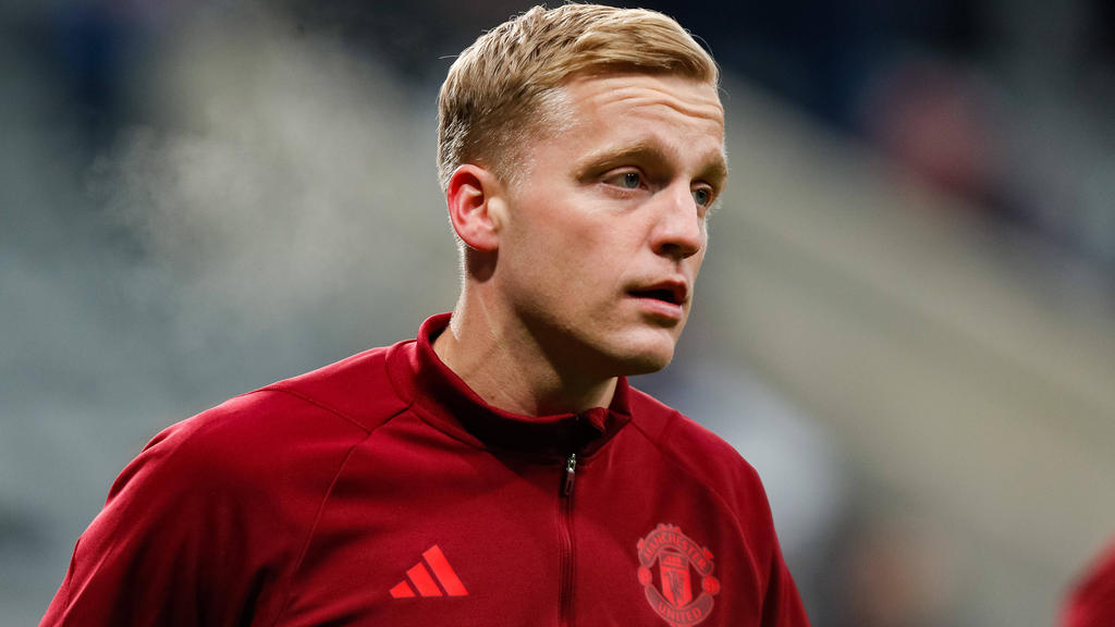 Donny van de Beek könnte bald in der Bundesliga aufschlagen