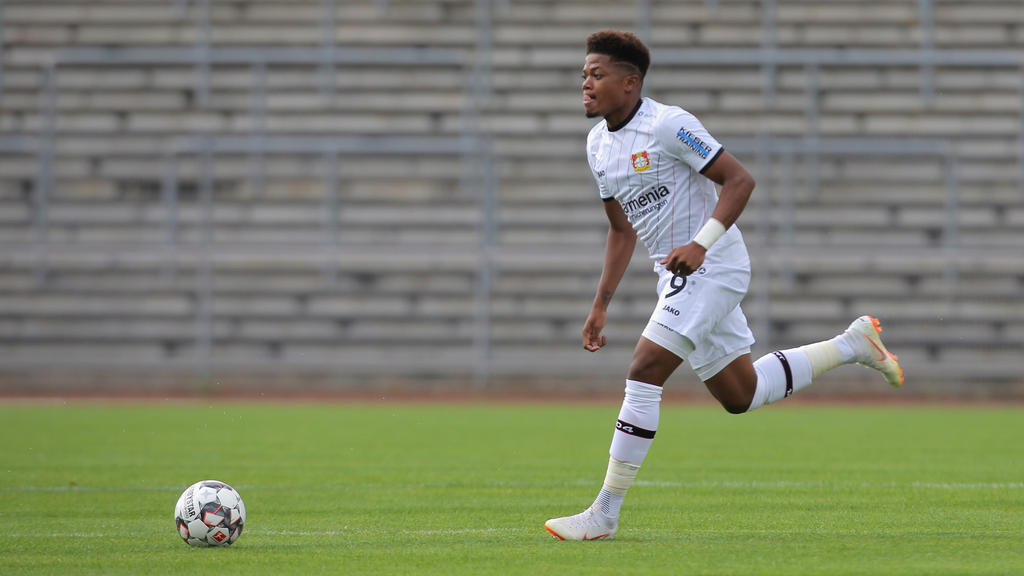 Leon Bailey hat bei Bayer 04 Leverkusen noch einen Vertrag bis 2023 Leon Bailey hat bei Bayer 04 Leverkusen noch einen Vertrag bis 2023