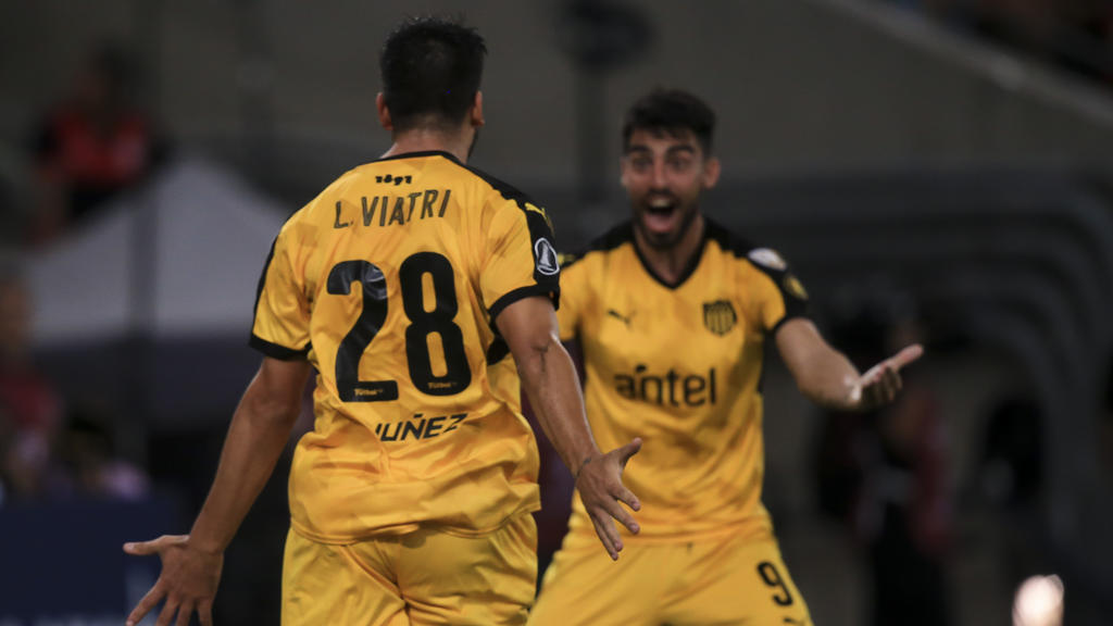 Peñarol se corona campeón del Apertura en Uruguay -  Móvil