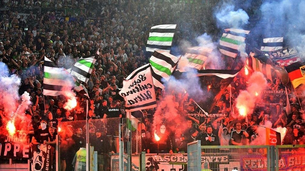 Bengalische Feuer: Gladbach muss Geldstrafe zahlen Bengalische Feuer: Gladbach muss Geldstrafe zahlen