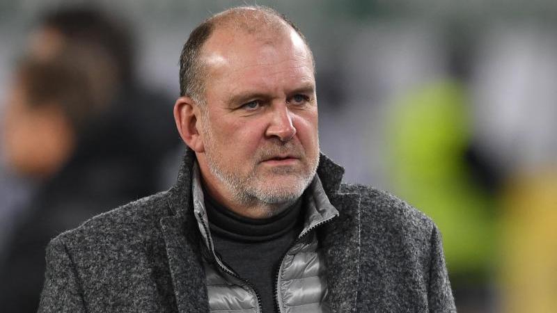 Stärkt Wolfsburg-Coach Florian Kohfeldt den Rücken: Jörg Schmadtke