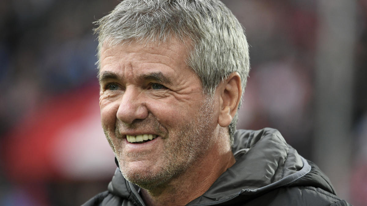 Friedhelm Funkel wurde von Fortuna Düsseldorf beurlaubt Friedhelm Funkel wurde von Fortuna Düsseldorf beurlaubt