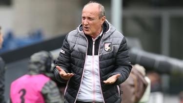Zwangsabstieg: Palermo und Trainer Rossi in Serie C