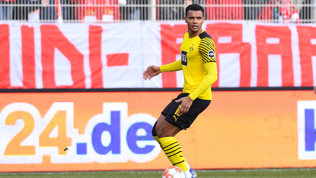Manuel Akanji könnte den BVB im Sommer verlassen Manuel Akanji könnte den BVB im Sommer verlassen