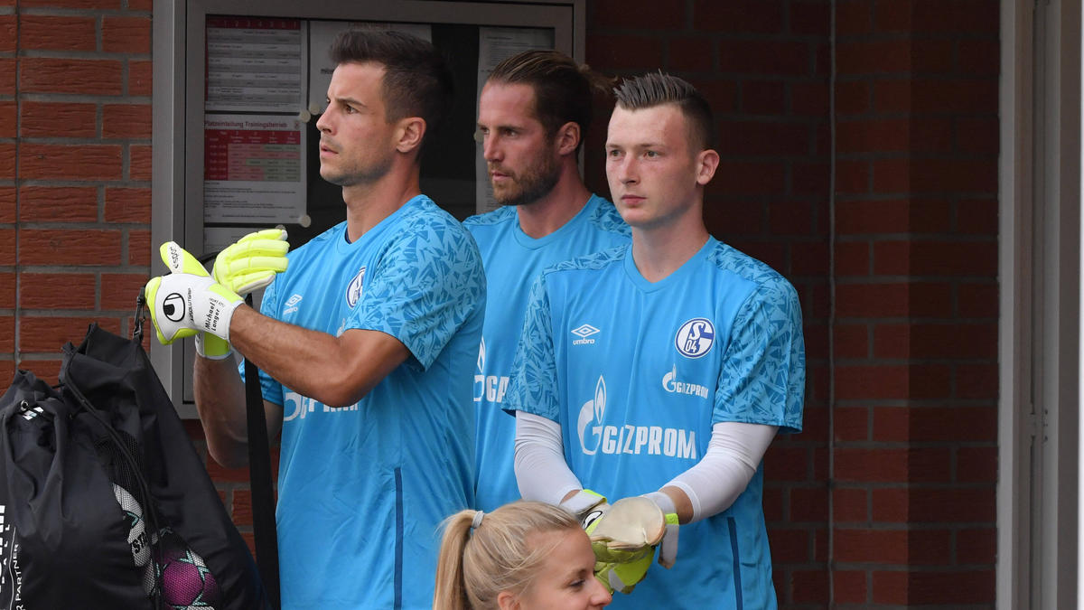 Auch Markus Schubert (r.) soll den FC Schalke 04 verlassen