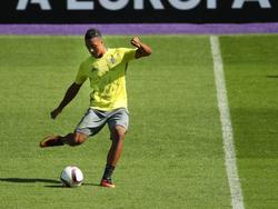 Youri Tielemans soll von BVB-Scouts beobachtet werden