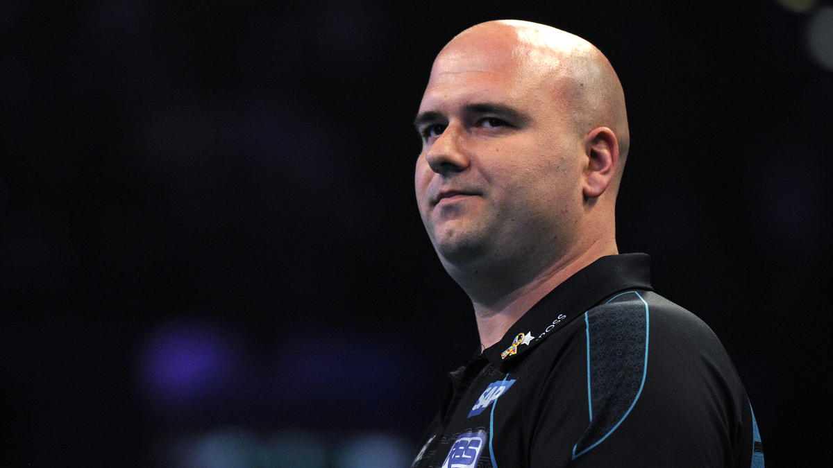 Rob Cross lässt an den deutschen Fans kein gutes Haar Rob Cross lässt an den deutschen Fans kein gutes Haar