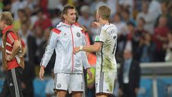 Miroslav Klose (l.) soll Anwärter auf den Trainerposten beim 1. FC Kaiserslautern sein