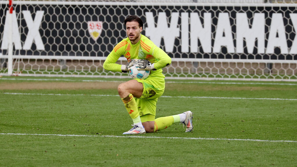 Diant Ramaj von Ajax Amsterdam soll das Interesse des BVB geweckt haben Diant Ramaj von Ajax Amsterdam soll das Interesse des BVB geweckt haben