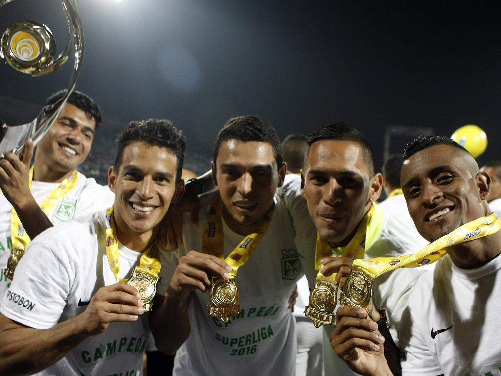 Los jugadores del Atlético Nacional celebran el nuevo título. (Foto: Imago)