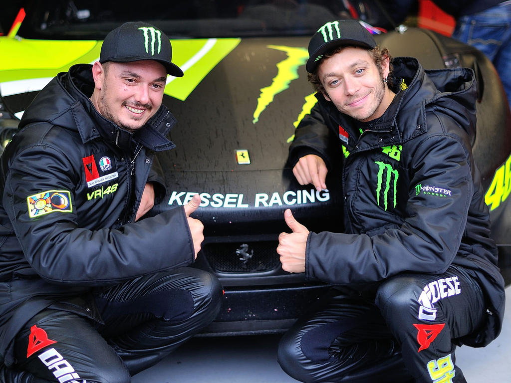 Ein gutes Gespann: Alessio Salucci (li.) und Valentino Rossi (re.) Ein gutes Gespann: Alessio Salucci (li.) und Valentino Rossi (re.)