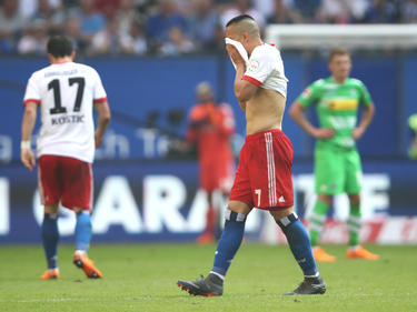 Los jugadores del Hamburgo cayeron abatidos tras el pitido final. (Foto: Getty)