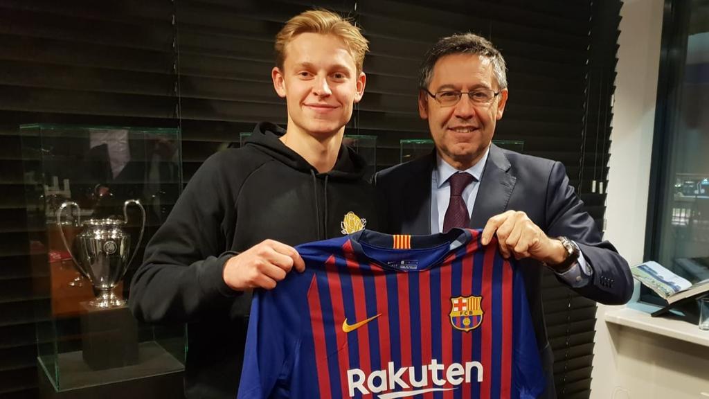 Frenkie de Jong wechselt zum FC Barcelona (Bild: twitter.com/fcbarcelona_es)