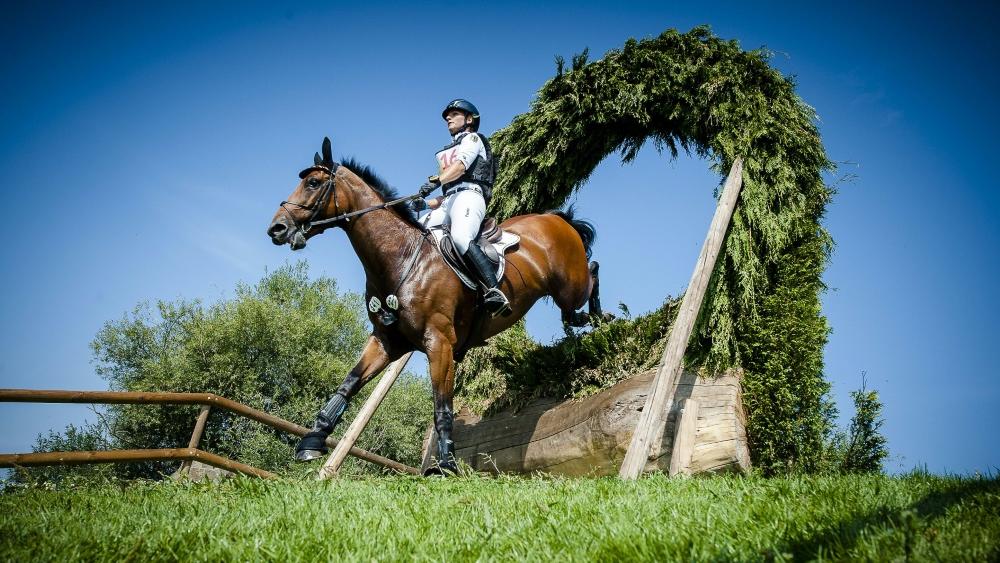 Julia Krajewski auf dem Weg zur Titelverteidigung Julia Krajewski auf dem Weg zur Titelverteidigung