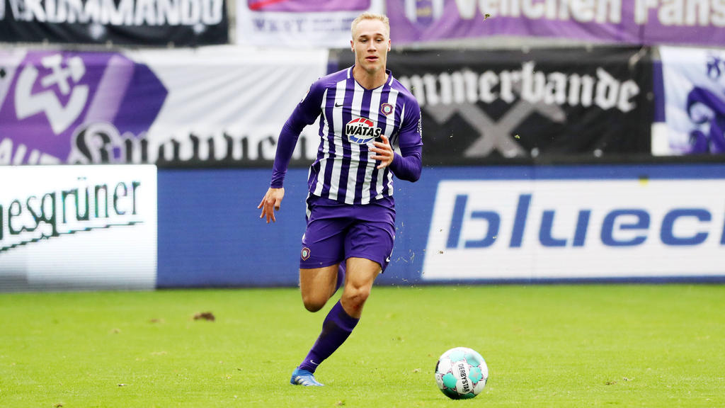 Florian Krüger läuft seit 2018 für Erzgebirge Aue in der 2. Liga auf Florian Krüger läuft seit 2018 für Erzgebirge Aue in der 2. Liga auf