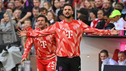 Sven Ulreich (r.) könnte bald beim FC Bayern verlängern
